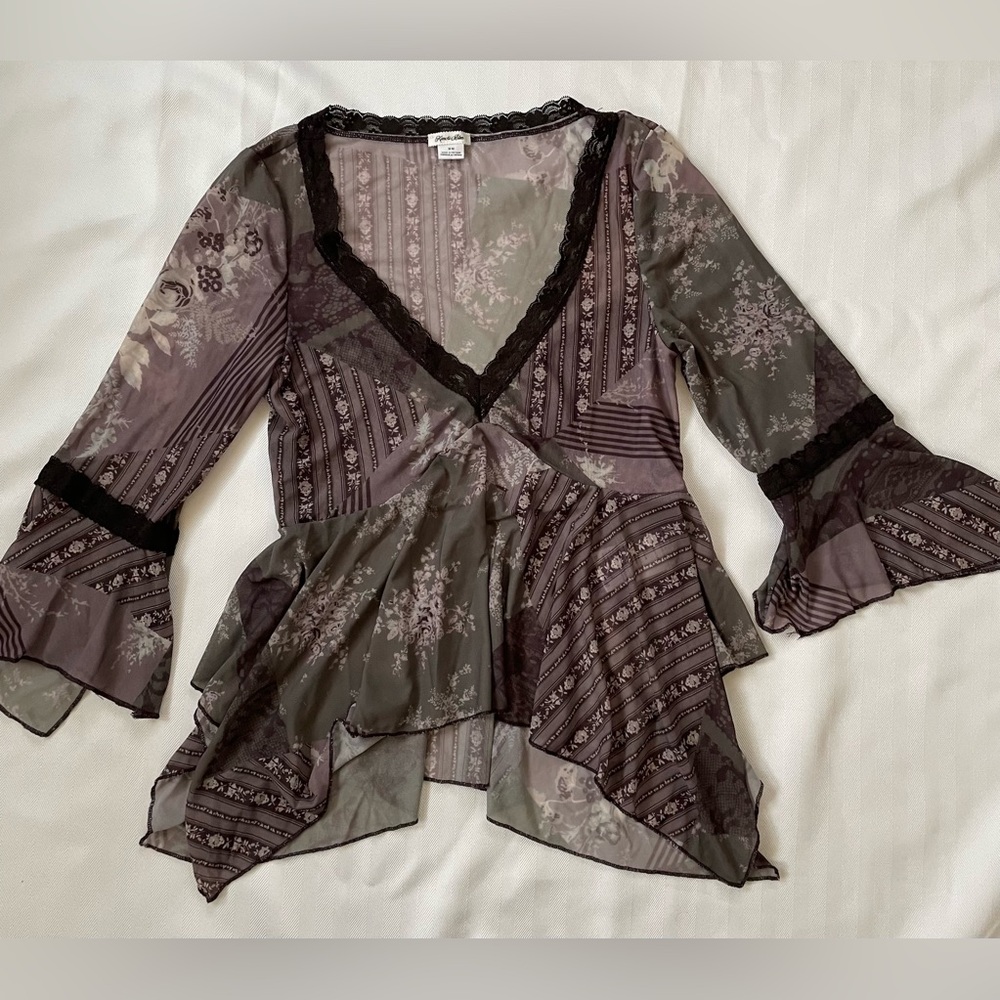 Kimchi Blue Sheer V-Neck Blouse Boho Style Women's Medium